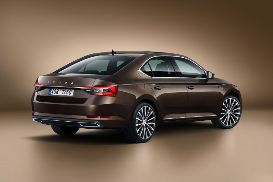  Skoda Superb Laurin & Klement 2019 года  (WW) (фото 4 из 93)